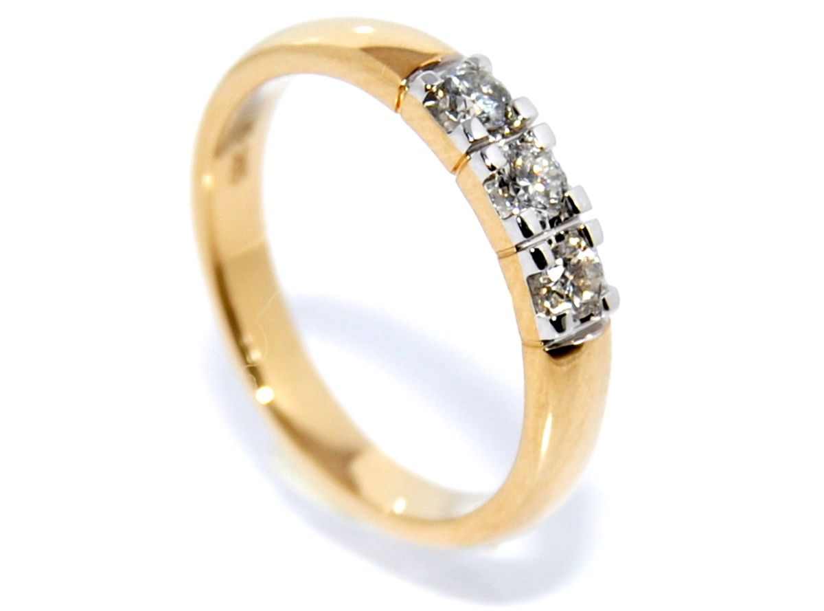 Spesialpris! Alliansering 0.30 carat w.si diamanter